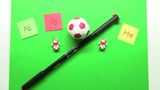 Fußball - WM (10) "Ein Ball mit Helium"